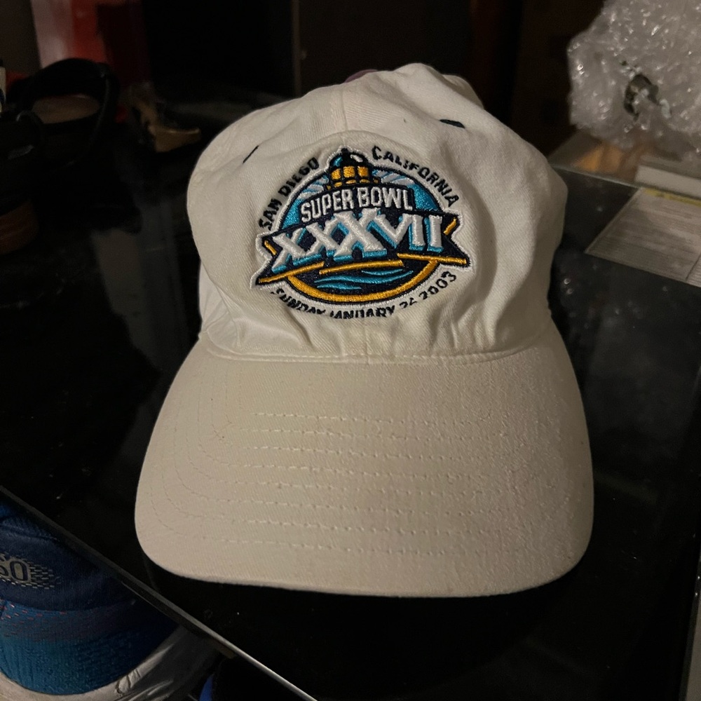 Super Bowl XXXVII White Cap